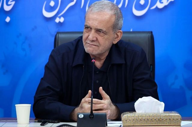 پزشکیان: روش‌هایی که تاکنون برای اداره کشور مورد استفاده قرار گرفته، در شرایط فعلی پاسخگوی همه مسائل نیست