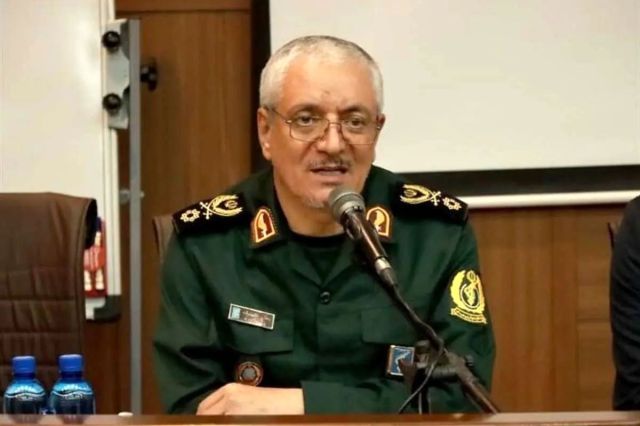 سردار طلایی‌نیک: ترامپ هیچ چاره‌ای جز پذیرش حقوق کشورمان ندارد