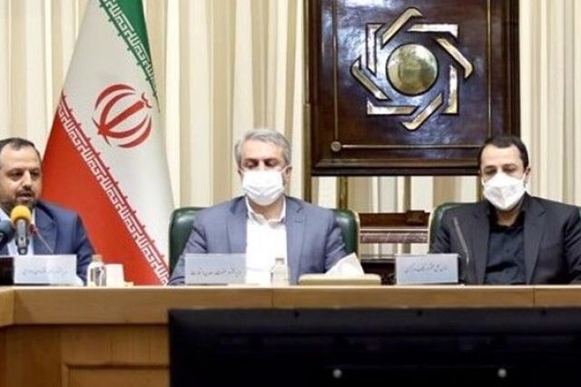 جزئیات تفاهم رئیس کل بانک مرکزی، وزیر اقتصاد و وزیر صمت درباره بورس و...
