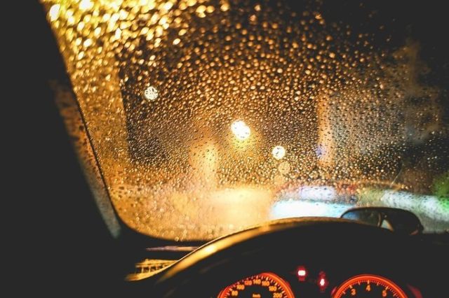 رشد ۷ درصدی میانگین قیمت خودرو در مهر ۱۴۰۵؛ لیدرای برقی و وارداتی رکورد زدند + جدول تغییرات