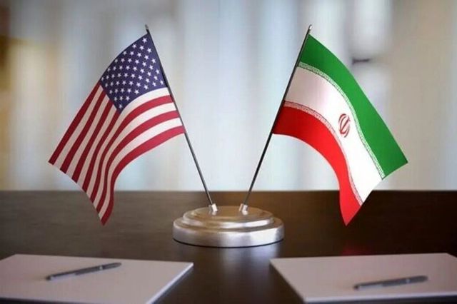 «فارس» خطاب به مخالفان مذاکره و مذاکره کنندگان : نباید جای رزمنده و دشمن را اشتباه بگیریم