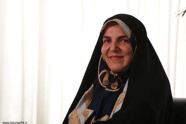 عرضه قریب الوقوع خودروی فیزیکی در بورس با چراغ سبز پاستور
