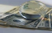 دلار به مدد پتروشیمی ها می ریزد