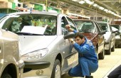 خودروسازان، لیدر بی رقیب بازارند