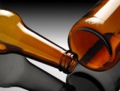 بررسی سهمی از جنس شیشه