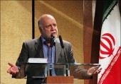 بدهکار نفتی: وزارت نفت شماره حساب اشتباه داده است / زنگنه: حرف های چرند زیاد می زنند 