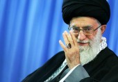 رهبر معظم انقلاب: می‌ توان از کمبودها و موانع حتی با دست خالی اما با داشتن مدیریت‌ های خوب عبور کرد 