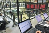  جهش بورس همراه با سقوط دلار و سکه/ هیجان برجامی در بازارها
