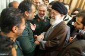 رهبر معظم انقلاب در دیدار با پاسداران بازداشت کننده تفنگداران آمریکایی: کار شما بسیار عالی، جالب و به‌ هنگام بود 