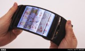 اولین گوشی خم شونده جهان (عکس) 