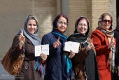 بازتاب انتخابات ایران در رسانه های خارجی: حضور کم سابقه مردم پای صندوق های رای / رقابت شدید بین حامیان و مخالفان روحانی  