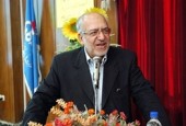  نعمت زاده: در مسیر بازسازی قدم برمی داریم/ ساختن دوباره اقتصاد، مدت ها زمان لازم دارد