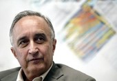 موسی غنی نژاد: روحانی جایگزین ندارد/انسجام تیم اقتصادی مهمترین برنامه دولت باشد 