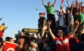 وزیر دفاع ترکیه: کودتا تمام شد، خطر باقی است 
