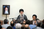 رهبر معظم انقلاب در دیدار مقامات وزارت‌ اطلاعات/ وزارت اطلاعات پوسته‌ سخت نظام است که نباید آسیب‌پذیر شود