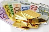 افزایش نرخ دلار و کاهش قیمت سکه در بازار آزاد