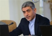 انتقاد طیب‌نیا از دولتی بودن و نفتی بودن اقتصاد