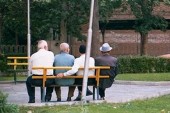 رئیس انجمن محاسبات بیمه و مالی ایران: صندوق های بازنشستگی با بحران مواجه‌اند