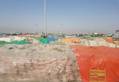 آفتاب خوردن ده‌ها تن برنج وارداتی در گمرک + عکس