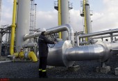  رئیس انجمن سازندگان صنعت نفت خبر داد: همکاری ایران با آلمان، هلند و ایتالیا برای ساخت کالاهای صنعت نفت/ شرکت بین‌المللی تاسیس می‌کنیم 
