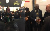 حضور بازیگر اسکاری هالیوود در یک مجلس عزاداری در لندن / عکس 