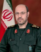 وزیر دفاع: آماده‌ ایم نیازهای صفر تا صد صنعت ریلی کشور را تامین کنیم... 