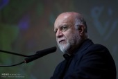  زنگنه خبر داد: افزایش تولید نفت به ۴.۵ میلیون بشکه/جزییات امضای دو قراداد نفتی