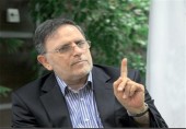 سیف: دلار ٣٨٠٠ تومان می‌ شود... 