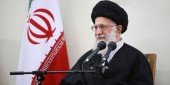  رهبر معظم انقلاب در دیدار با نخبگان و دانشجویان بسیجی مدال‌ آور دانشگاه شریف: جوانان مومن و انقلابی را بسیار دوست دارم و از آنان پشتیبانی می‌ کنم... 