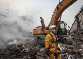 ساعت ١٧، پایان عملیات آواربرداری پلاسکو/ تردد در خیابان جمهوری از فردا عادی می شود