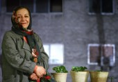 مرضیه برومند: ختم جناب خان را برگزار کردیم، آگهی مراسم ترحیمش را هم روی اتوبوس ها نصب کردند! 