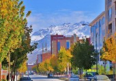 حضور گسترده گردشگران ایرانی در ترکیه و حیرت هتلداران شهر وان! 
