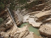  طبیعت‌گردی در جنوب ایران/ همراه با قایقران‌ها کنار یکی از بلندترین آبشارهای ایران 