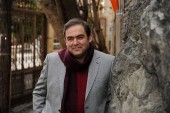 یک مستندساز: لرزش دست روحانی، اهمیّتی اگر داشته باشد، نشانِ افتخار است، نه مایه شرمساری