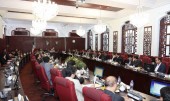 مدیر عامل بورس کالای ایران در نشست مدیران بازار سرمایه با کرباسیان: در هفت ماهی که از سال گذشت، ١٠ هزار میلیارد تومان تأمین مالی از طریق بورس کالا صورت پذیرفت 