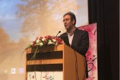 شاپور محمدی: سهم سرمایه گذاری صندوق های وابسته به بانک ها در بورس باید به ۵٠ درصد برسد