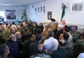 رهبر معظم انقلاب در جلسه رسیدگی به مشکلات زلزله‌ زدگان استان کرمانشاه: تأمین وسایل گرمایشی بسیار ضروری است / سرعت عمل باید در دستور کار مسئولان قرار بگیرد 