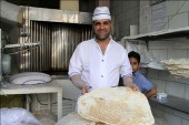 مدیرکل تعزیرات استان تهران: قیمت نان ۳۲ درصد زیاد شد نه ۱۵ درصد