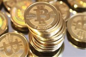 درباره یکی از پر ریسک‌ ترین معاملات این روزها / بیت‌ کوین محل خوبی برای کسب درآمد است، یا بر عکس؟ 