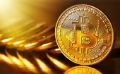 بیت‌ کوین رکورد نرخ ۱۰ هزار دلاری را پشت سر گذاشت 