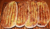 رییس اتاق اصناف: قیمت نان گران نمی شود؛ به هیچ وجه 