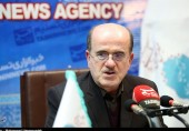 عضو کمیسیون برنامه و بودجه مجلس: نابسامانی بازار ارز قابل توجیه نیست/ وزیر اقتصاد فقط مالیاتچی شده است
