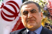 یک نماینده مجلس: پاداش بازنشستگی برخی مدیران در وزارت نفت و بانک مرکزی یک میلیارد و ٢٠٠ میلیون تومان است 