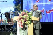 مدیر عامل شرکت سرمایه گذاری تامین اجتماعی در مراسم تقدیر از کارگران نمونه ایرانول : کارگران علی رغم بیشترین نقش در تولیدملی از کمترین عایدات بهره مند هستند