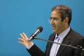شاپور محمدی: اگر آمریکا از برجام خارج شود صندوق تثبیت بازار سرمایه به کمک بازار می آید