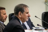 معاون اول رییس جمهور در دیدار با اعضای انجمن صنفی کارفرمایی صنعت پتروشیمی: مشکلات صنعت شما را ما حل می کنیم 