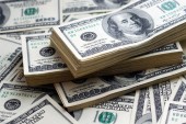 وارد کنندگان برای خرید ارز به نرخ توافقی از صرافی‌ های دارای مجوز از بانک مرکزی اینجا را بخوانند