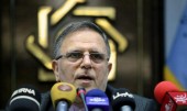 سیف: آنها که منافعشان به خطر می افتد، می خواهند، من تغییر کنم! 