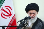 رهبر معظم انقلاب: در اداره اقتصاد کشور بن‌ بست نداریم 