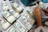 عضو هیات نمایندگان اتاق بازرگانی ایران: نرخ معقول دلار نباید از ۷۰۰۰ تومان عبور کند 